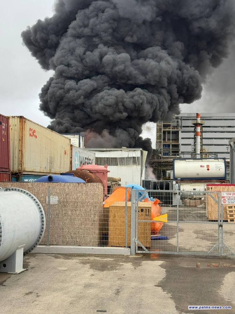 إسرائيل.. تسرب مواد خطرة من مصنع بالنقب بعد قصف إيراني وطلب إخلاء عاجل للمناطق حوله